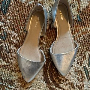Old Navy silver flats